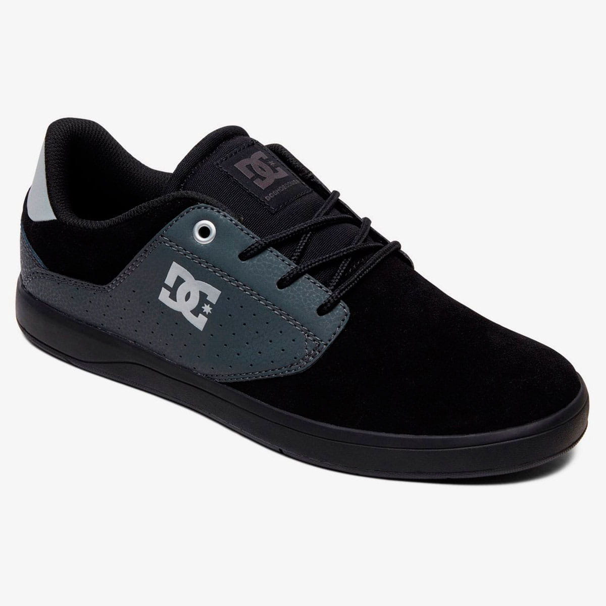 dc shoes plaza