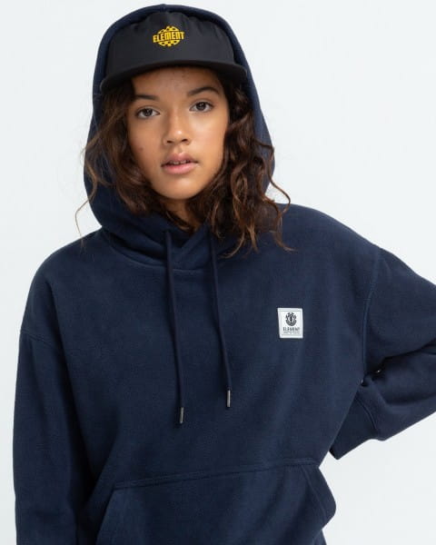 .///    Element Roseburg