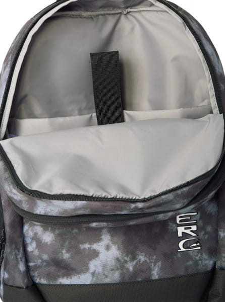 ������ Schoolie 30L