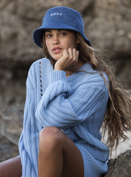 ������ Cheek To Cheek