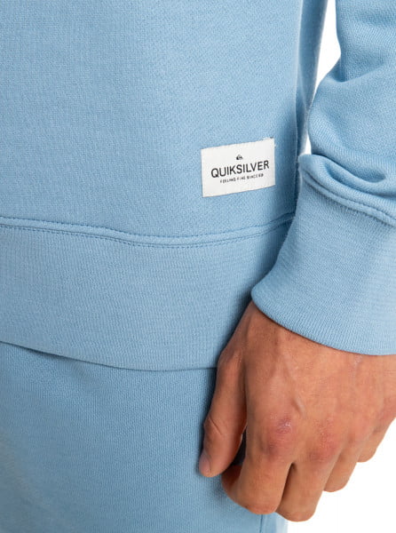 .//,   /  Essentials