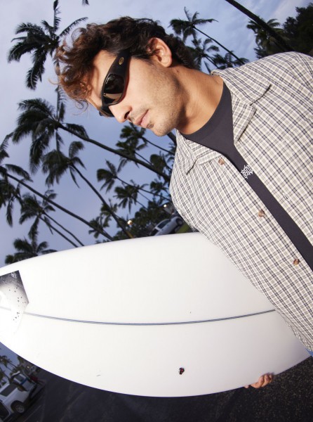 ������� ������� � �������� ������� Saturn Casual