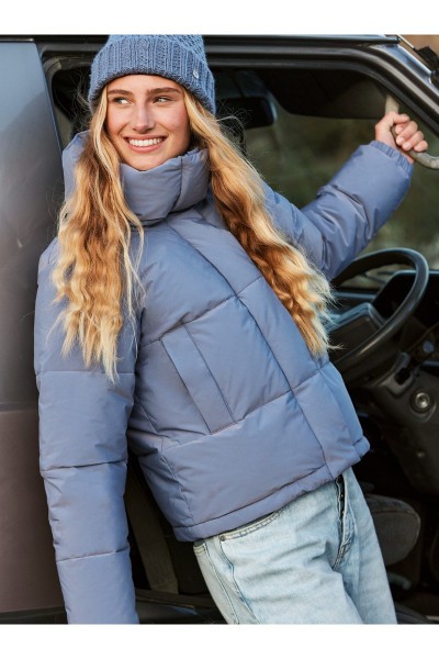 ������� Winter Rebel