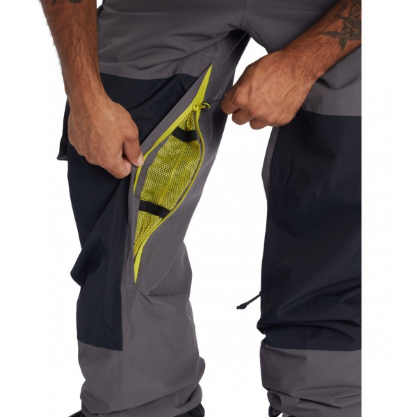 .// /    Brigade 30K