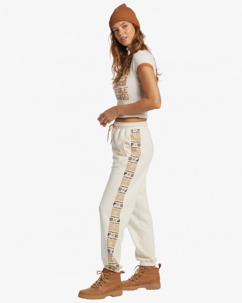 SURF ADVENTURE  (WCP)