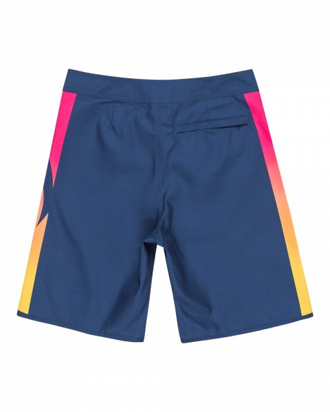 EVERYDAY HOLMES YTH 17