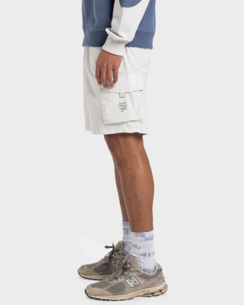 ������� mercury cargo short