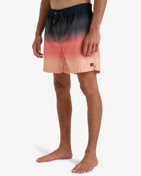 .//    /   All Day Fade Layback 16"