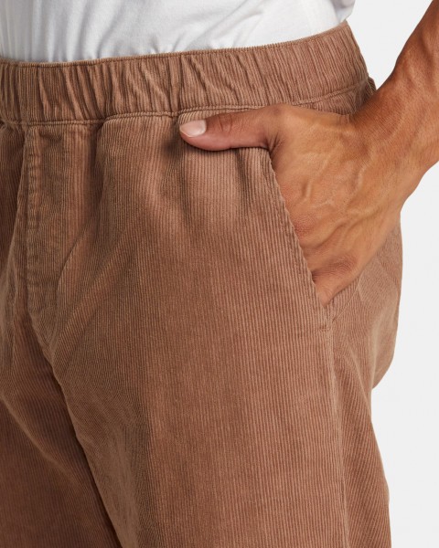 .//  /   Americana Elastic