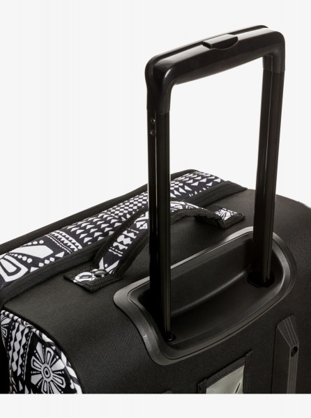 .//  /     Cabin Paradise 32 L