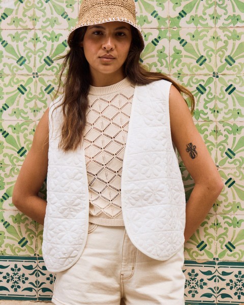.//,   /  Waistcoast Quilted Vest