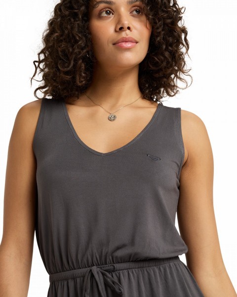 .//  /  Low Tides Dress Solid