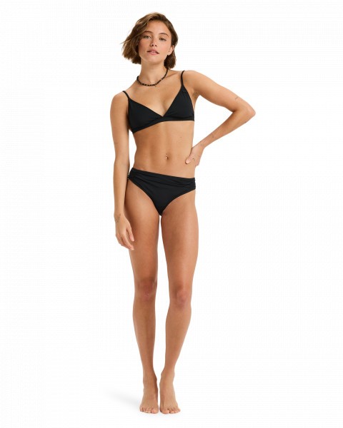 ./ //   Beach Classics Hipster