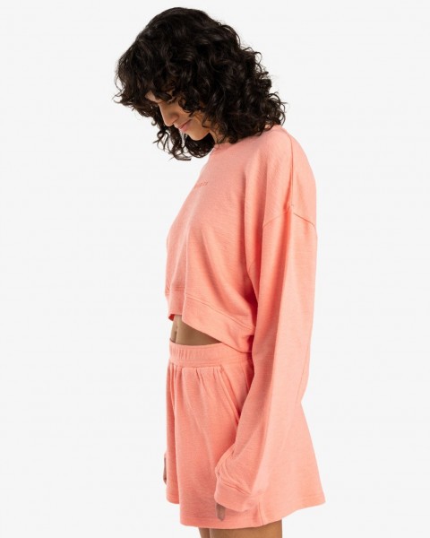 .//,   /   Cropped Fleece