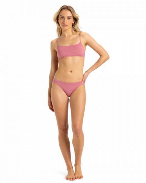 ./ //   Beach Classics Bralette