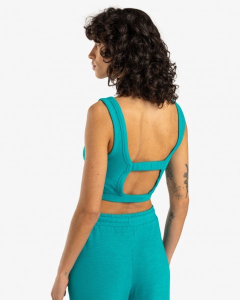 .//  /- -  Sporty Tank