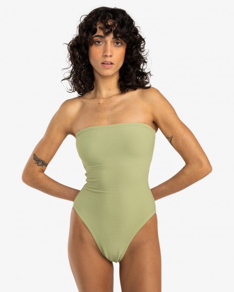  tanlines tully one piece