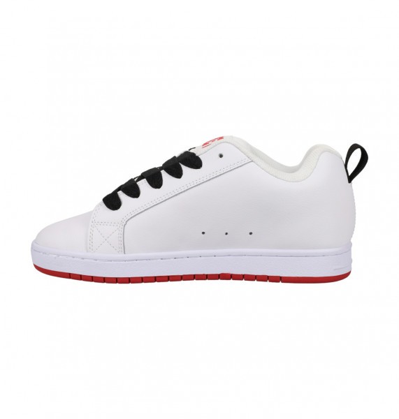 .//  /   COURT GRAFFIK