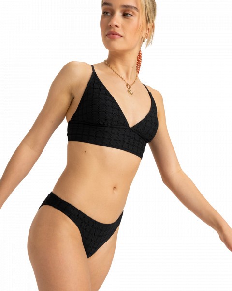 ./ //   Camilo Moderate