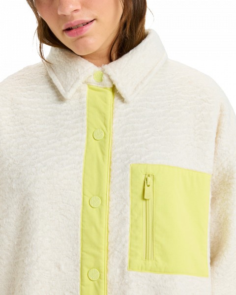 .//  /    CHLOE KIM POLAR SHACKET