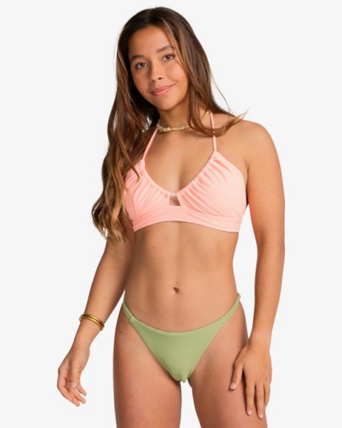 ��������� ������� ������ ������ tanlines maya